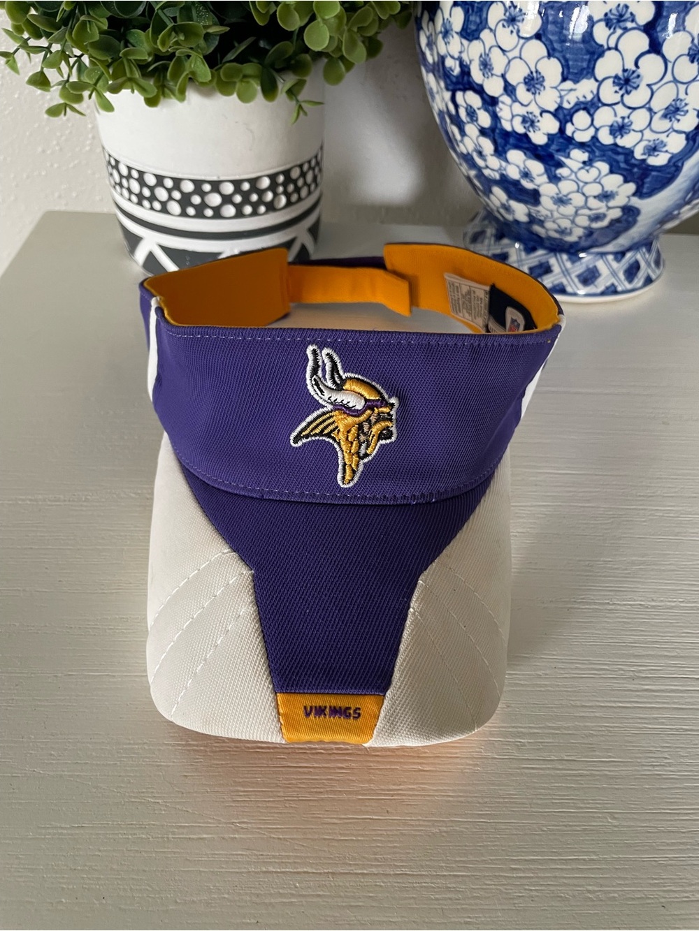 Reebok Equipment NFL Authentic Sideline Minnesota white Vikings Visor Adjustable